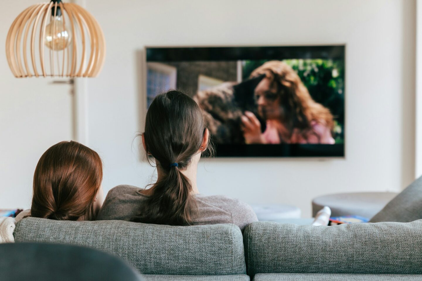 Maraton filmowy w domu – jak zorganizować wieczór, którego nie zepsuje przypadkowy wybór filmu