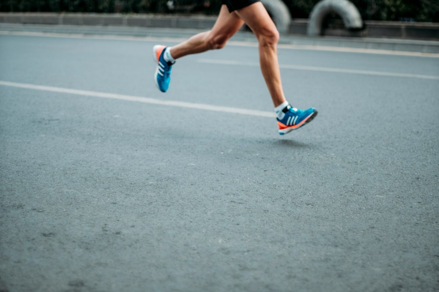 Cardio czy trening siłowy – co wybrać, żeby poprawić sylwetkę i kondycję?